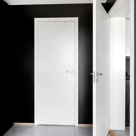 2 Bedroom